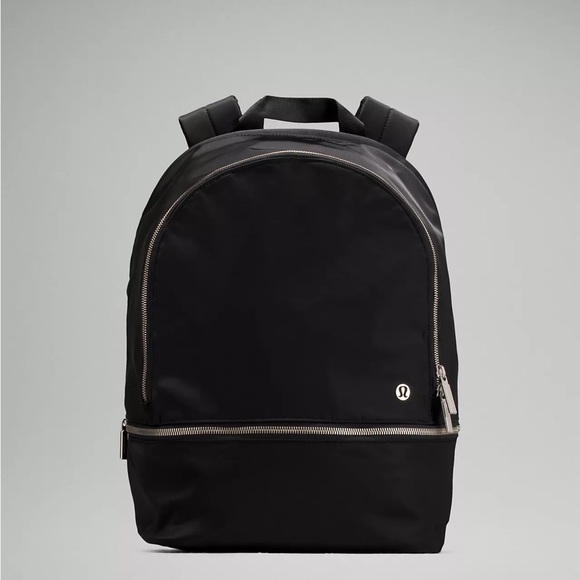 Lululemon City Adventurer Backpack 21L in black - Picture 3 of 9